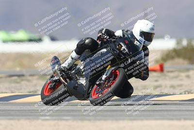 media/Oct-02-2025-Racers Edge (Thu) [[2c91cb6ab3]]/2-A Group/Session 3-Turn 4 Part 2 (1145am)/